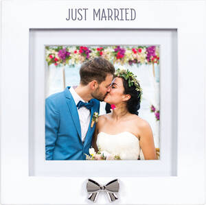 Malden 4X4/5X5 Just Married w/Silver Bow Frame