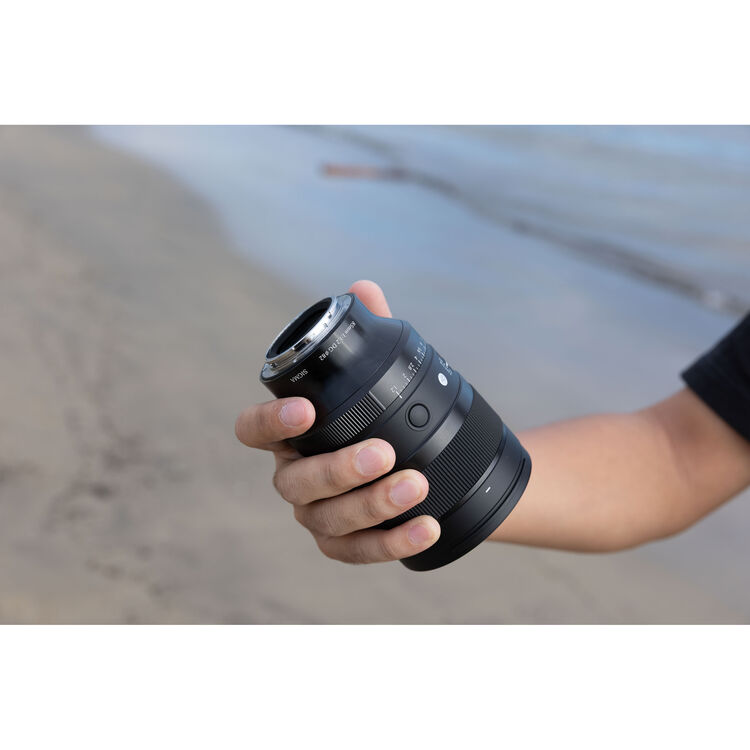 Sigma 85mm f/1.2 DG Art Lens (Sony E)