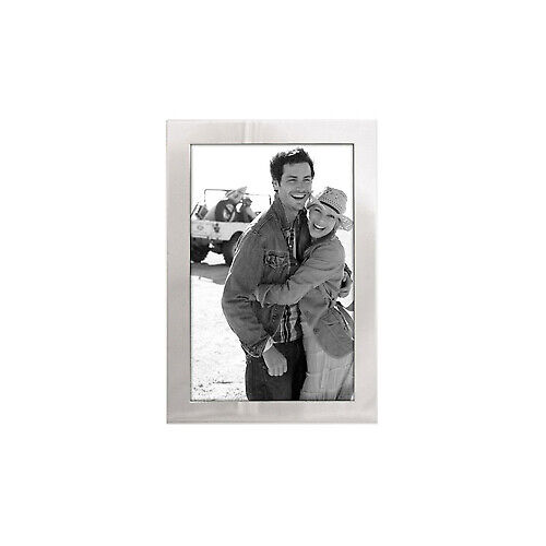 Malden Essentials Bright Silver 5x7 Frame