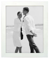 Malden Linear White Wood 4x6 Frame