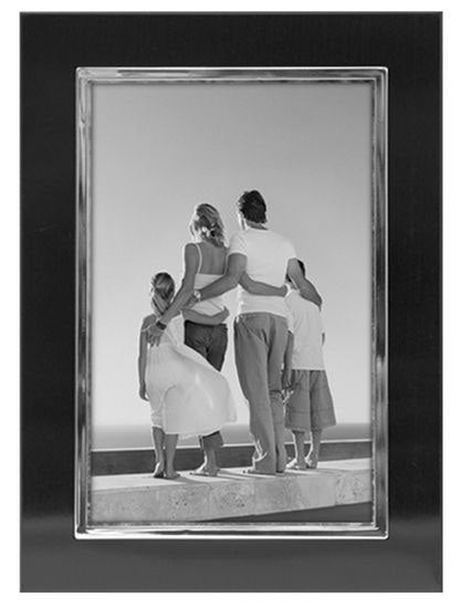 Malden 4X6 Two Tone Black Metal Frame