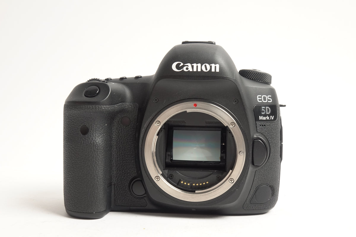 (USED) Canon EOS 5D Mark IV DSLR Camera (Body Only)