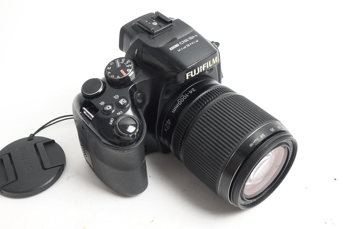 (USED) Fuji Finepix HS50EXR (needs batter + charger)